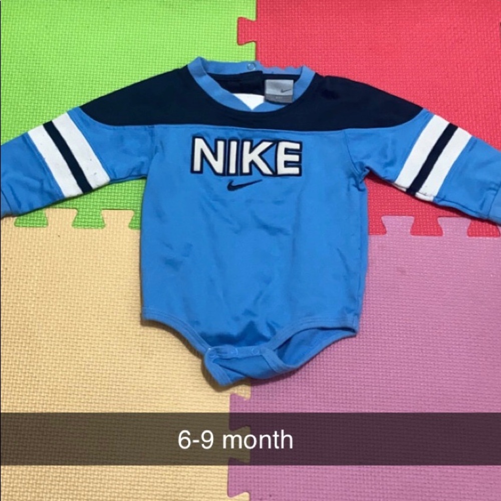 Nike One piece 6-9 month